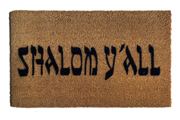 Shalom y'all™ Jewish welcome doormat