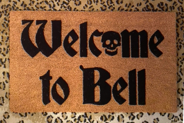 SKULL Welcome to Bell Gothic Lettering